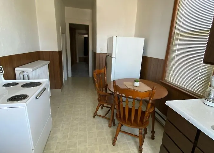 1br Near Marathon, Hershey Апартаменты